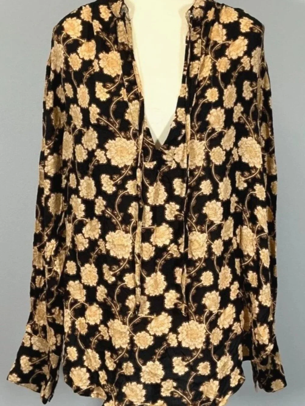 Free People Mia Black Tunic Top Women's Size Small NWT